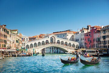 Hidden Pavilions & Art Events Venice– Private Walking Tour