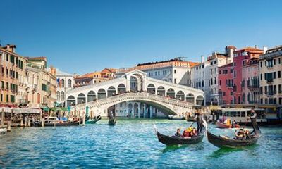 Hidden Pavilions & Art Events Venice– Private Walking Tour