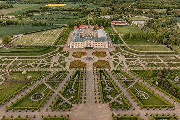 Best of Rundale Palace and Bauska Castle Private Tour