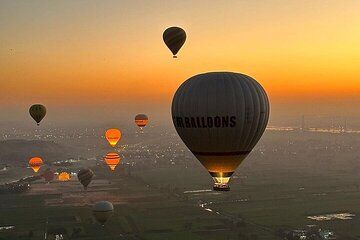 Luxury Sunrise Hot Air Balloon Ride in Luxor with Hotel Pickup