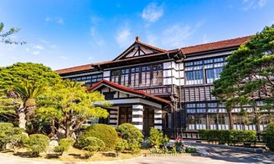 2-Day ONE WAY Bus Tour to Hiroshima via Yamaguchi from Fukuoka