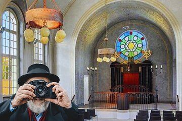 3h Jewish Tour: Synagogue Interior, Castle, Gingerbread & Snaps