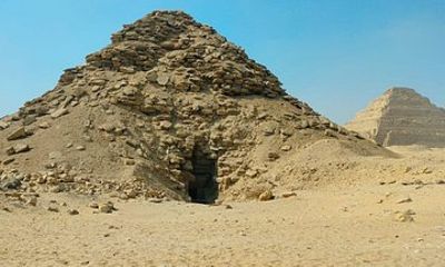 Private Saqqara Memphis and Dahshur Heritage Tour