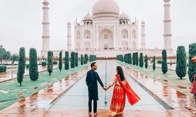 Sunrise Taj Mahal and Agra Fort by Car Tour from Delhi