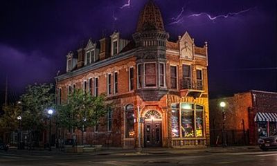 Cheyenne Ghost Tours: Coffins Beneath the Cottonwoods