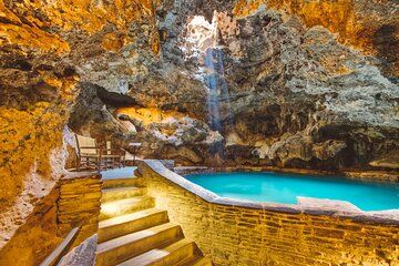 Banff, Lake Louise, Cave and Basin Historic Site Day Tour