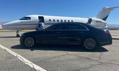 Palm Springs Premier Black Car and Airport Limousine Service
