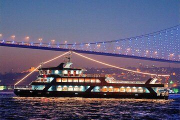 Istanbul Bosphorus Night Cruise with Dinner