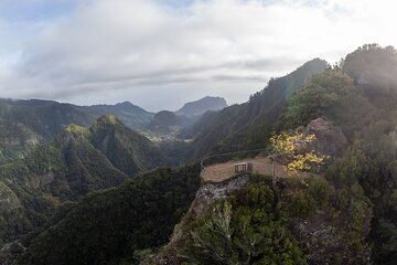 Pico do Areeiro and Balconies Tour East