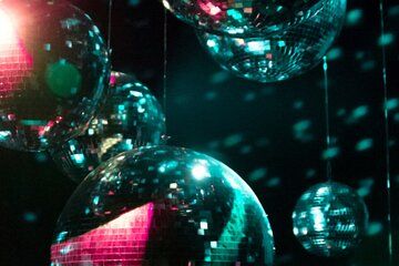 Bally's 90s New Years Eve Party