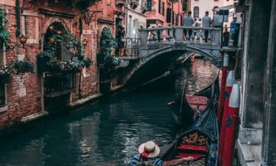 Full Day Private Venice and Verona Tour from Milan with Photos