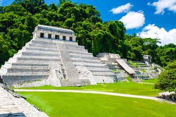 Palenque Ruins Arq., Roberto Barrios and Transfer to San Cristobal