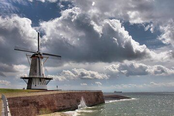 Private direct transfer from The Hague to Vlissingen