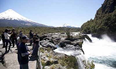 Explore Osorno Volcano by Minivan from Puerto Varas