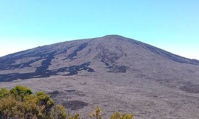 Piton de la Fournaise Volcano Private Tour with a Driver Guide