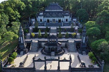 Explore Da Nang with 4WD Multi day Tours