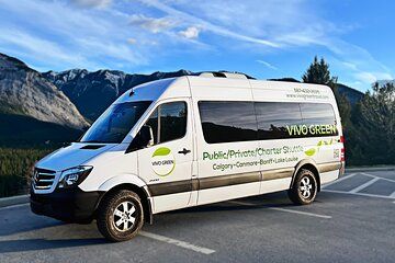 10 Hours Private Tour From Calgary: Lake Louise and Moraine Lake