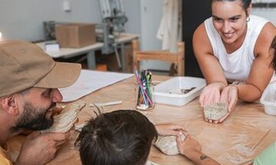 Small Paleontologists : scientific adventure com museu e escavação