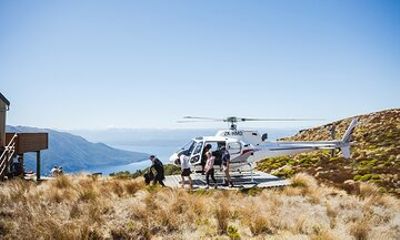 Scenic Helicopter & Kepler Guided Hike from Te Anau with Lunch
