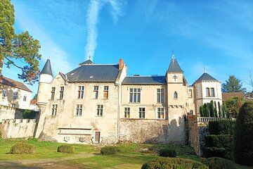 Vichy private guided tour with your professional tour guide !