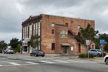 Milton Splash and Dash Tour & Scavenger Hunt