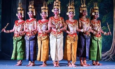 Apsara Show Buffet Dinner and AC Vehicles Round Trip Transfer