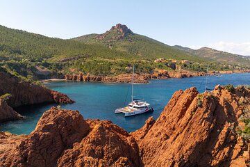 Morning Relaxation in the Esterel in Catamaran Saint Raphael