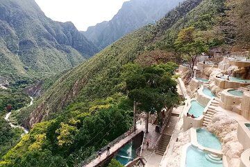 Tolantongo Hot Springs Tour