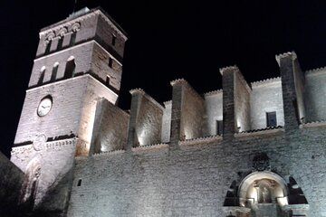 Ibiza Night Tour with Transfer to Dalt Vila and Free Time