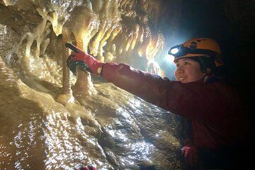 Intermediate Caving Adventure in the Peak District