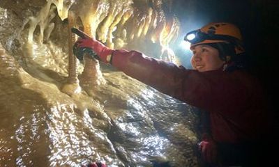 Intermediate Caving Adventure in the Peak District
