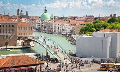 Private Transfer from Venice Marco Polo Airport to P-le Roma