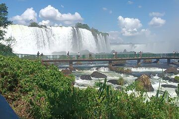 PARTICULAR TOUR of 2 days in the Iguassu Falls side BRA and ARG