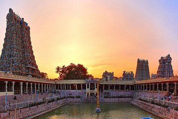 Madurai, Rameshwaram, Trichy, Thanjavur Temples Private Tour