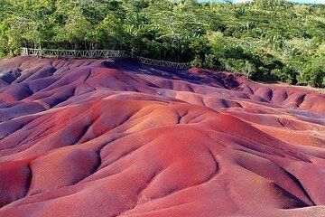 South-West Escape: Seven Colored Earth & Chamarel Rum Distillery