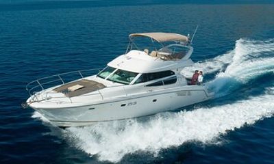 Ierapetra Chrissi Island Luxury Yacht Cruise with Meal