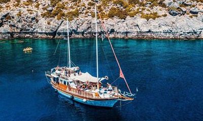 Full Day Boat Cruise to Ithaka with Swim Stops