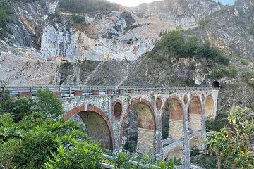 Carrara's Marble Quarries Tour & Light Lunch + Lardo PGI