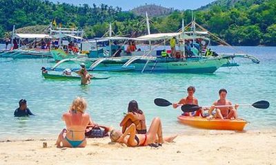 Private 12 Days Philippines Islands Hopping Tour with Cebu
