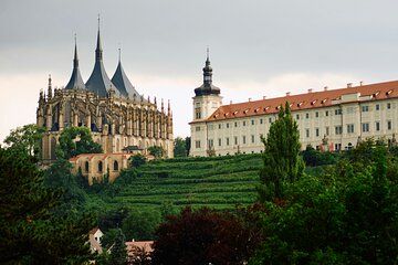 Kutná Hora, Sedlec Ossuary and Znojmo: FullDay from Brno