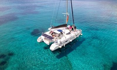 Sithonia: Catamaran Day Cruise – Explore Hidden Gems!