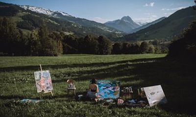 Creative Painting Workshop in the Creative Stable Design your artwork