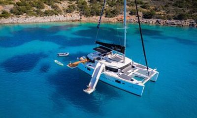 Agios Nikolaos: Half Day Private Catamaran Water Toys and Lunch
