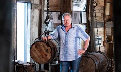 Visit Captain Sig Hansen at Mortholmen