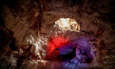 Vizag to Borra Caves and Thotlakonda Buddhist Complex Day Tour