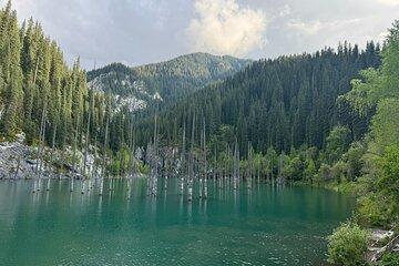 2 Day Private Tour to Charyn Canyon, Kolsay and Kaiyndy Lakes