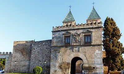 Luxury Winery and Toledo Tour from Madrid
