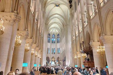 Notre Dame Exterior Expert Guided tour