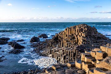 Giant Causeway Day Tour from Belfast with 8 Scenic Stops