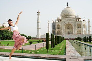 Taj Mahal Private Tour from Noida or Gurgaon (Gurugram)